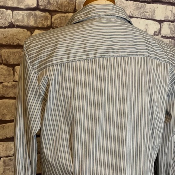 Harve Bernard Button Down Blouse Size Large - Picture 10 of 11